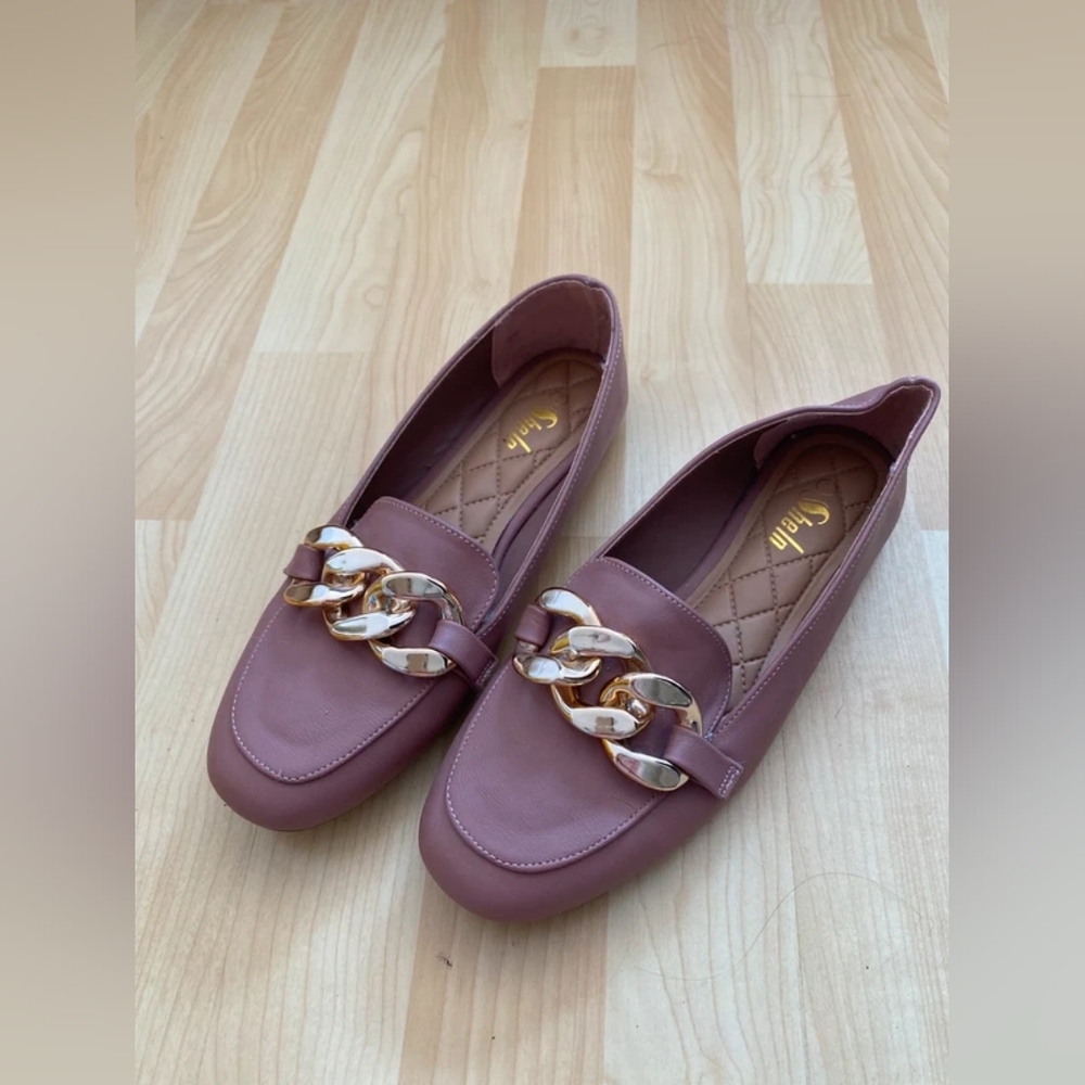 SHEIN Mauve Loafers with Chain Detail
